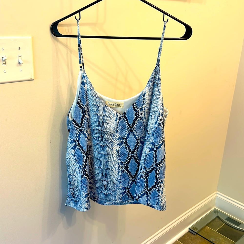 Cute top